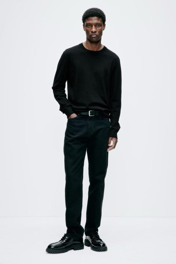JUMPER - Image 3