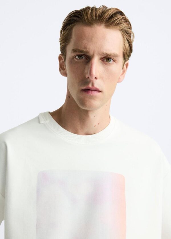 OVERSIZED T-SHIRT - Image 4