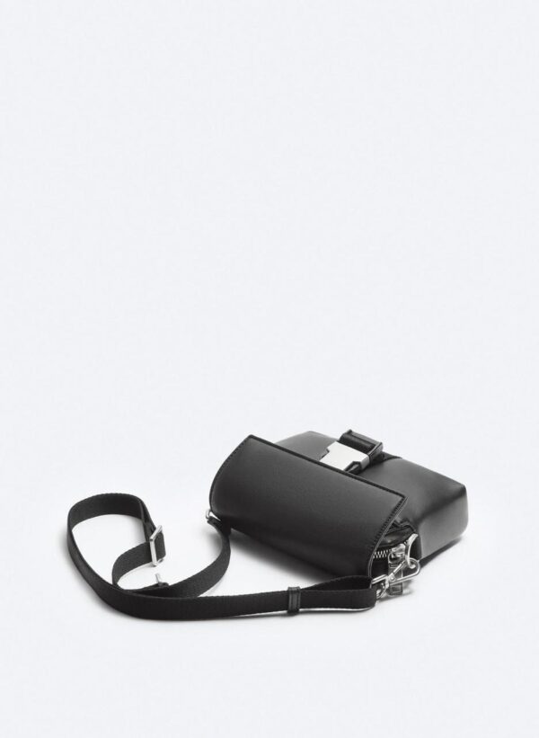 BUCKLED CROSSBODY BAG - Image 4