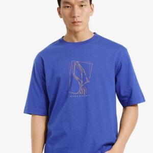 OVERSIZED T-SHIRT