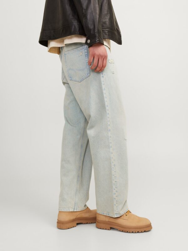 RELAXED FIT JEANS - Image 2