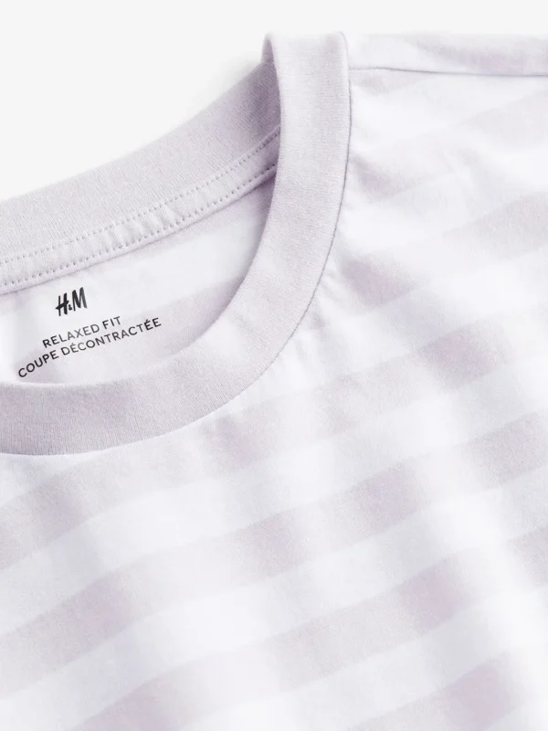 OVERSIZED T-SHIRT - Image 4