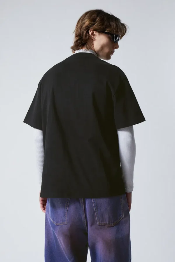 OVERSIZED T-SHIRT - Image 2