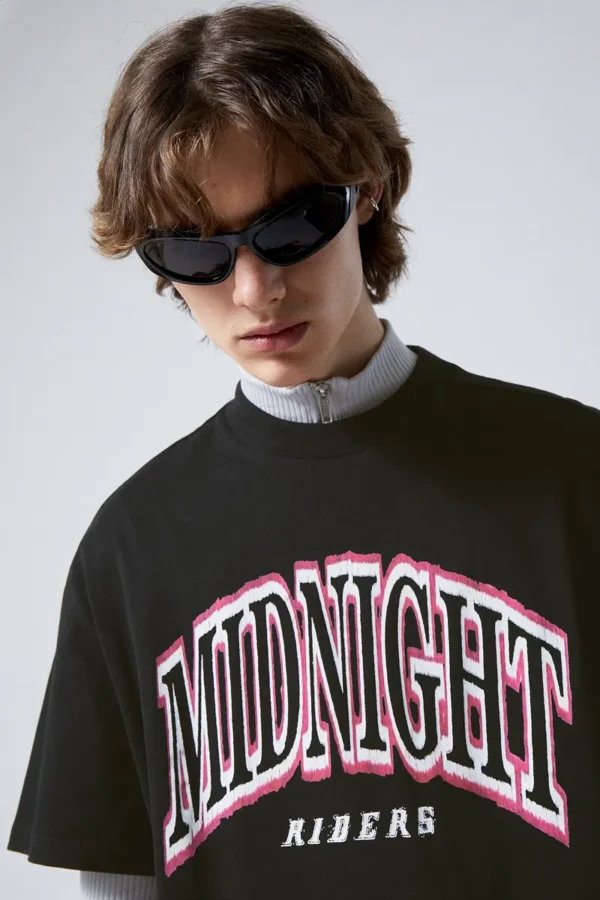 OVERSIZED T-SHIRT - Image 3