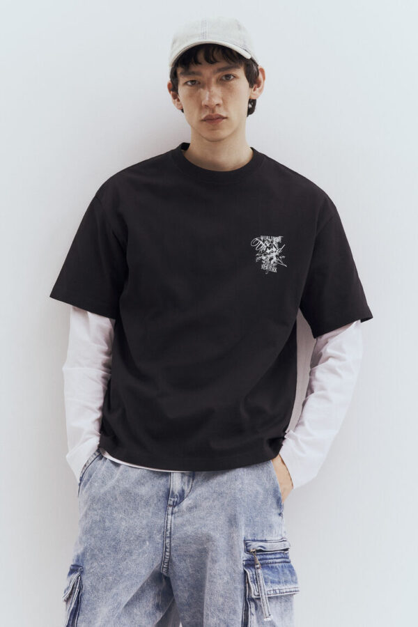 OVERSIZED T-SHIRT - Image 2