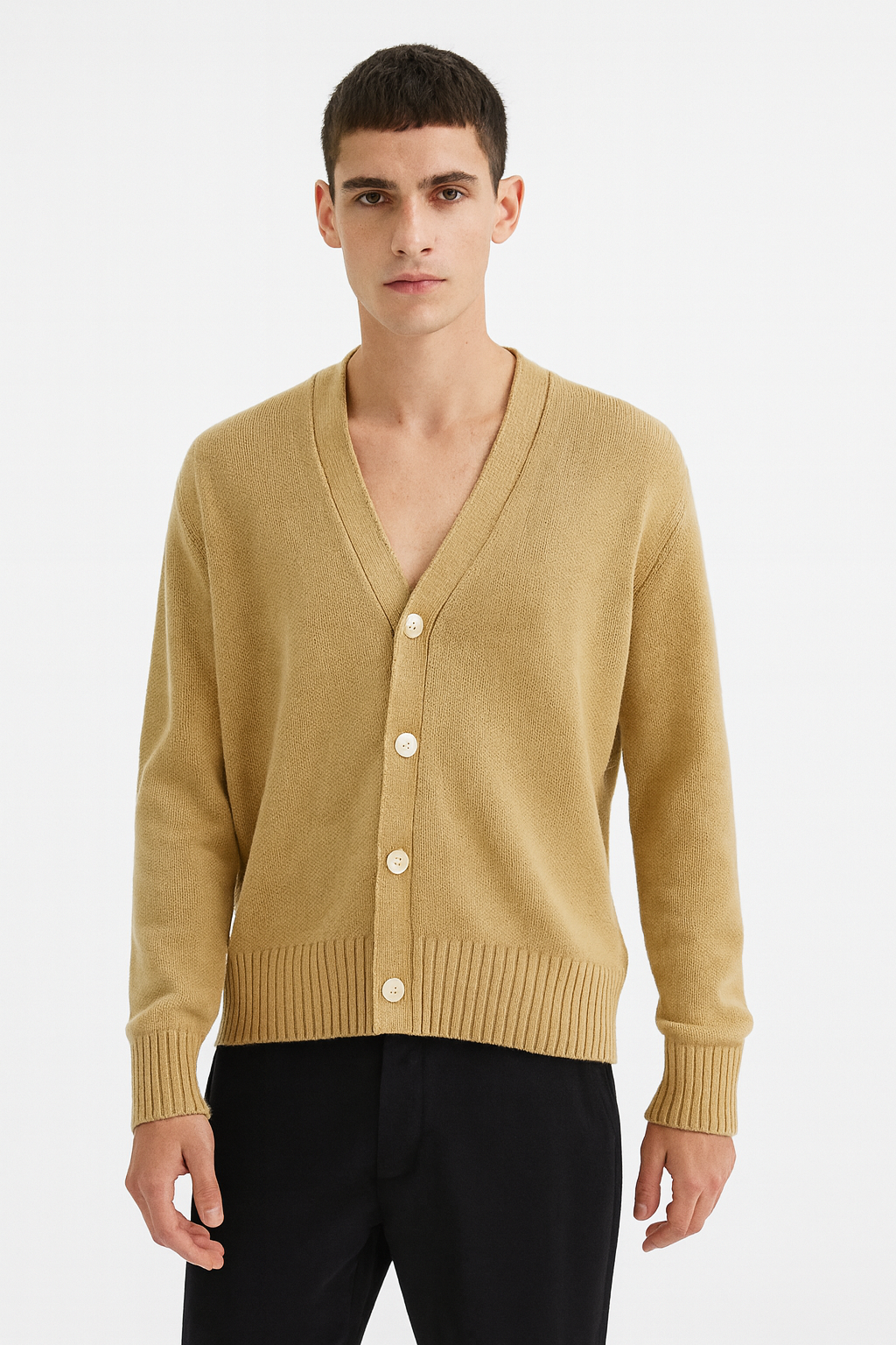 E6E219E4-3541-4A9C-8257-C7C6845A8692 CARDIGAN - Image 1