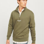 HALF ZIP SWEATSHIRT