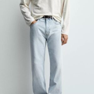 STRAIGHT FIT JEANS