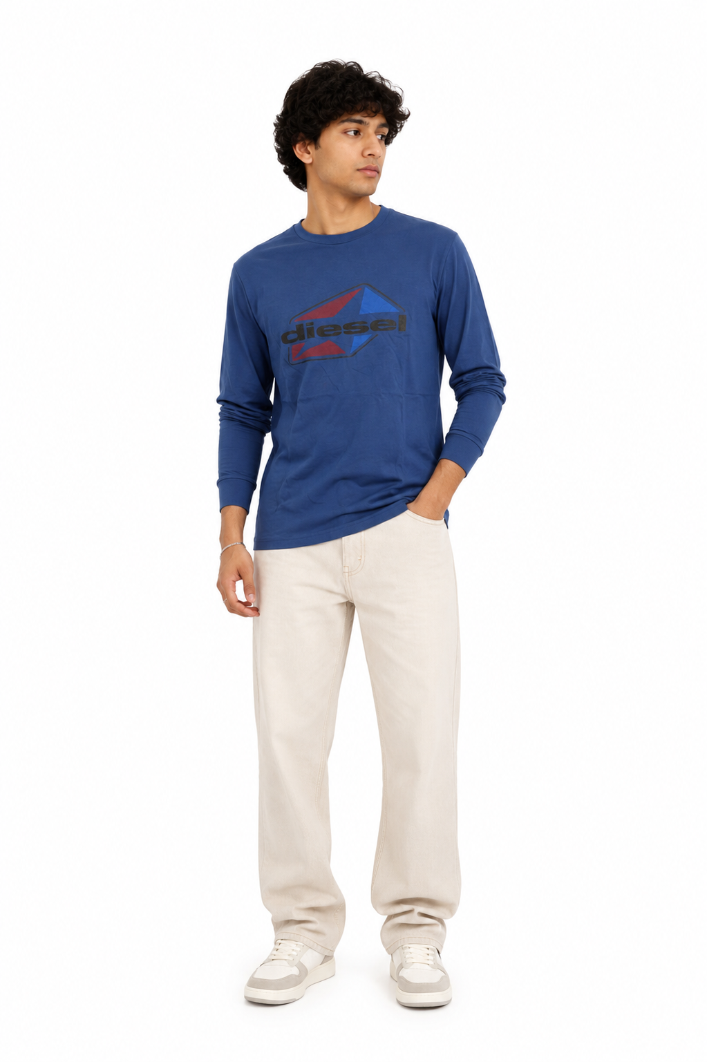 SLIM FIT T-SHIRT