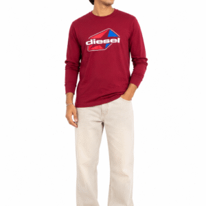 SLIM FIT T-SHIRT