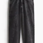 LOOSE FIT JEANS